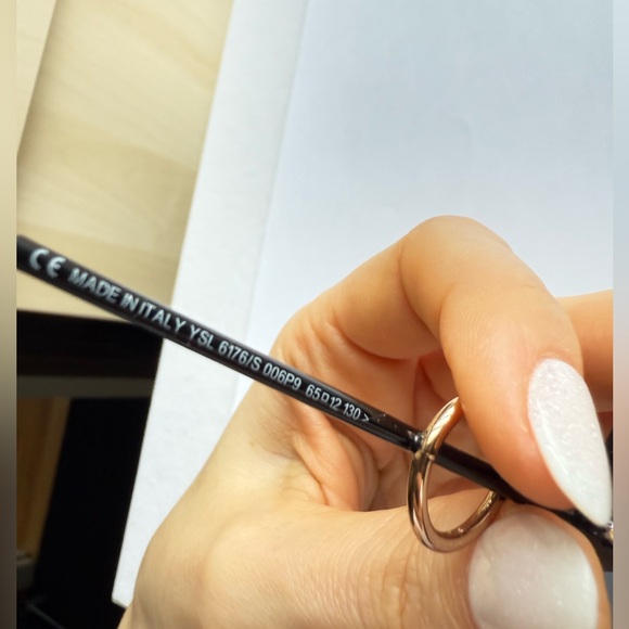 YSL Yves Saint Laurent Sunglasses - Black - Picture 6 of 8